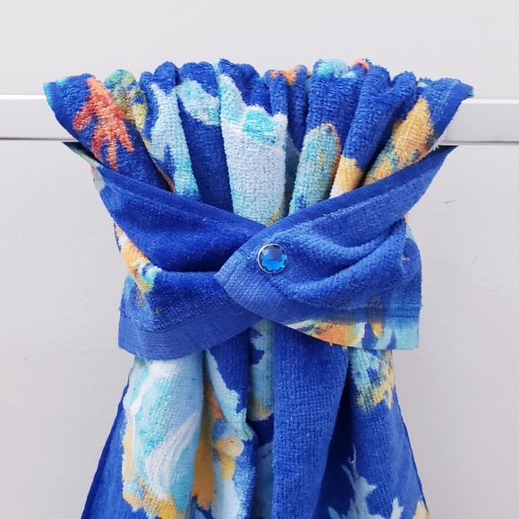 #9131-A NEW! Sea turtles Hang'N'Snap Hand Towel *Select snap - Picture 5 of 12